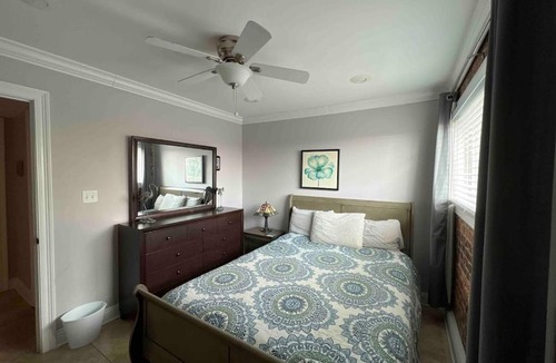 Highlands - Perkins Apartment | 2 br Steps from Tiger Stadium