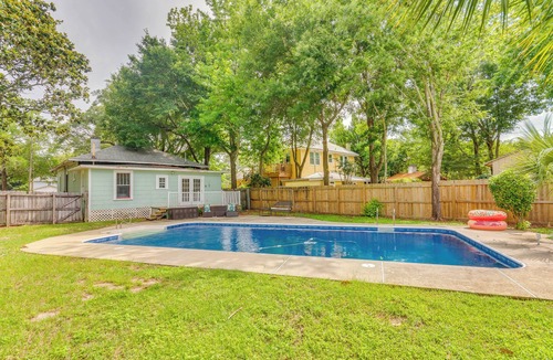East Hill House | < 2 Mi to Dtwn Pensacola: Peaceful Home w/Patio