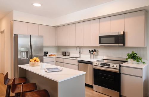 Midtown Hotel | 2 Suites in New Edgewater Hotel | Rooftop Pool Balcony | Sense28 by AvantStay