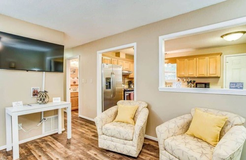 Pensacola Heights House | 2 Units! Near Beach&Shopping-Brilliant in Bellview