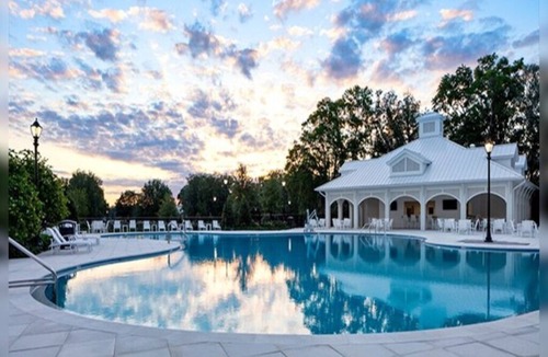 Fellowship House | 2 Units Perfect Family Stay: 3 Bedroom w/Pool Access & Free Parking! | Pets OK