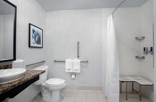 Dania Beach Hotel | 2 Units Short Drive to Fort Lauderdale Beach! Onsite Parking, Pool, Shuttle.