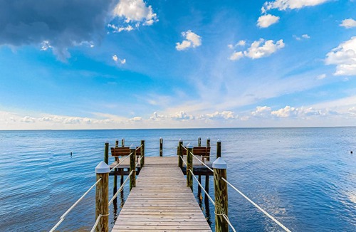 Fairhope House | 204 m² House ∙ 3 bedrooms ∙ 6 guests