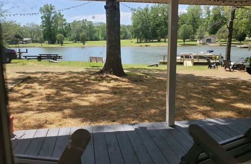 Town Creek Cabin | 219 - BOATS AVLBLE! PRIVATE GATE&BOAT RAMP! LEVEL!