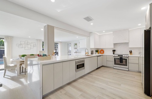 Boynton Beach House | 2705 | Delray/Chapel Hill |Heated Pool |Screen Porch |PingPong |by DelrayNightly