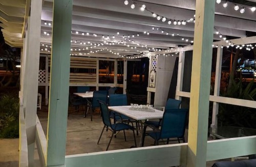 Parsuns To Cocoa Beach House | 2BR 2 BATH Cottage Steps to Beach & Downtown w pool