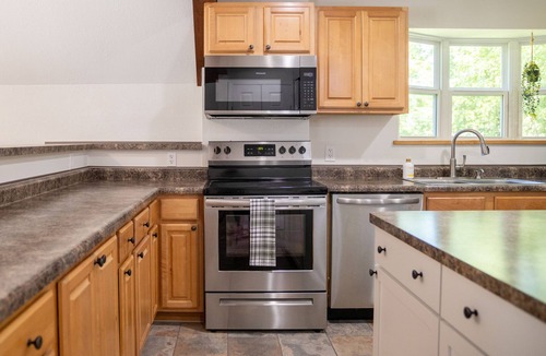 Gulf Hills House | 2BR/2BA on the Bayou close to Beach & Downtown Ocean Springs! Puerto Chalet