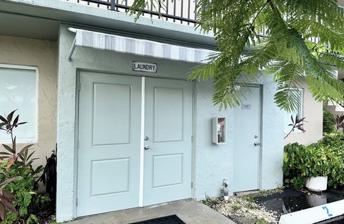 Palmetto Bay Apartment | 2BR 4 Beds by Miami SoFi Vacation Rentals Tucked in a quiet Palmetto Bay neighborhood, this property offers stylish 2BR/1BA stays with thoughtful design, outdoor spaces, and easy access to parks, dining, and Miami hotspots.