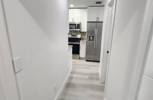 Coral Way House | 3-bedroom 2 Bathroom house in phenomenal Miami, Spectacular location!