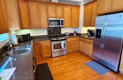 Jacksonville Beach House | 3 Bedroom 3 Bath Ocean Views Rooftop Deck Sleeps 8