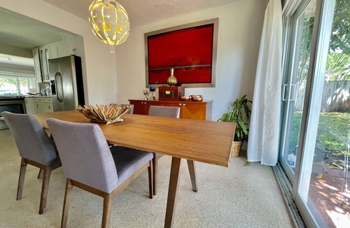 Oakland Park House | 3 Bedroom and 3 Bathroom Home