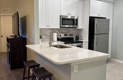 Beachwalk Isles Condo | 3-bedroom charming condo in fabulous Fort Myers with pool - close to beach!