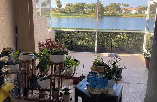 Island Walk Villa | 3-bedroom villa in Naples with WiFi and a beautiful view of the golf course.
