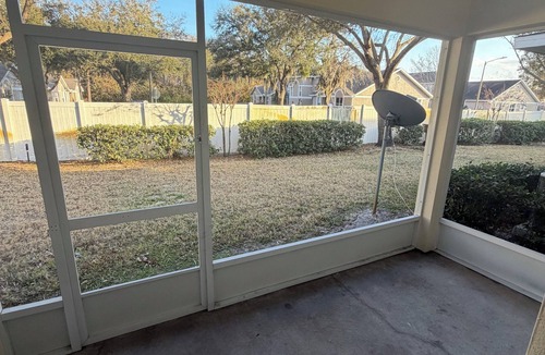 Lakeside Estates House | 3 bedrooms 2.5 bathrooms Luxury Family Retreat Minutes to Parks & Airport