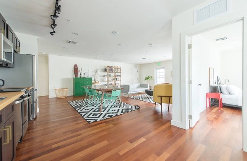 South Pointe Apartment | 3 Bedrooms I Sleeps 8 I Best Value in South Beach