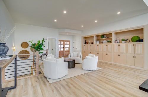 Tate House | 3 Mi to Winery: Jasper Mountain Chalet w/Hot Tub!