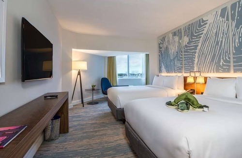 Central Beach Hotel | 3 Modern Units | Heated Pools | Near Fort Lauderdale Beach Park - 0.3 miles
