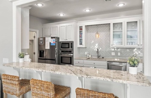 Bahama Beach House | 3 night mins! On The Beach! Private Home, Private Pool!