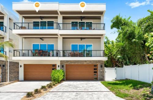 Indialantic By The Sea Villa | 30 40 Eighth Avenue