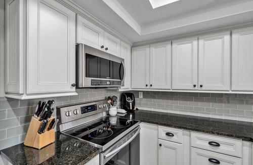 Fairway Village House | 3BR Golf Course Home | Golf Cart & Lanai | Saddlebrook Resort Amenities | Pools