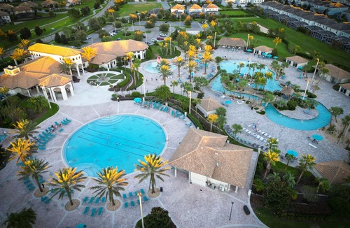 Davenport House | 4 Bedroom ChampionsGate Townhome w/Private Pool & Resort Amenities near Disney!