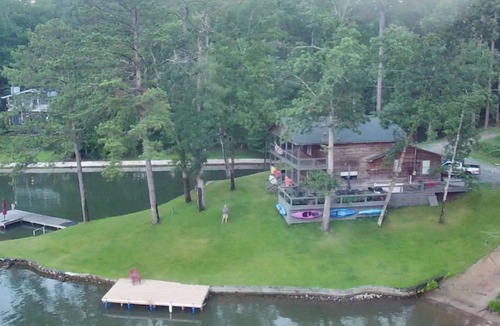 Little Kowaliga Cabin | 4 bedroom Family Cabin at Grateful Cove, Lake Martin, AL