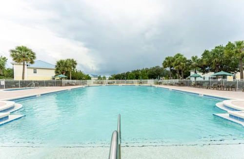 Kissimmee House | 4-bedroom home in Kissimmee, 8 mins to Silver Spurs Arena, Mecum Car Auction