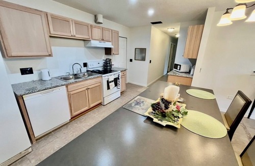 Gulf Coast Acres House | 4 bedroom pool house located in a bird sanctuary