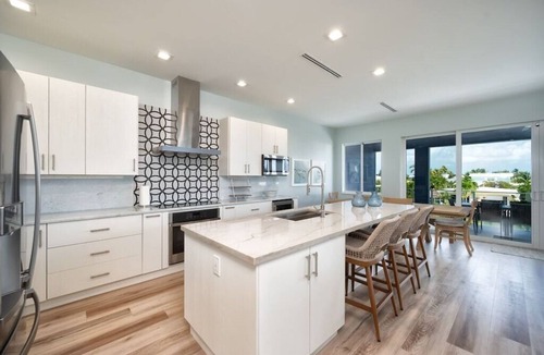 Key Colony Beach Villa | 4 BR 4 BA, Private Pool, Paddleboards, Bikes, Lots of Great Amenities!