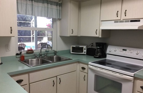 Oakview Heights House | 4 of July Deal! Walk to the beach,Charming 3BR Pool House in Ormond by the Sea!
