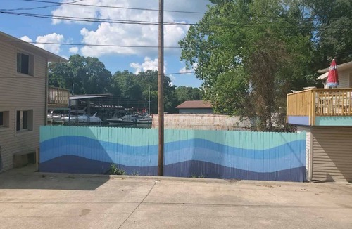Muscle Shoals Condo | #4 ON THE LAKE! Pontoon Available! Close to town!