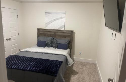 New Market House | 402 aracanum ln