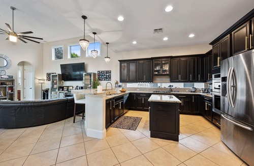 Biggar House | 4500AC/7000 Total SQFT of FUN Pool Spa Home with 5 Bedrooms 4 Bath + 2 1/2 Bath
