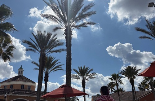 Regal Palms House | 4B/3B townhome close to Disney! Onsite pools, hot tubs, gym & restaurant!