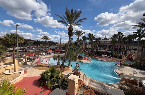 Regal Palms House | 4B/3B townhome close to Disney! Onsite pools, hot tubs, gym & restaurant!