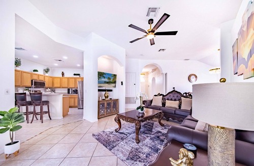 Haines City House | 4bed pool/Hot tub,Game Room at Calabay Tower lake