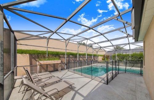 Haines City House | 4bed pool Hot tub,Game Room at Calabay Tower lake
