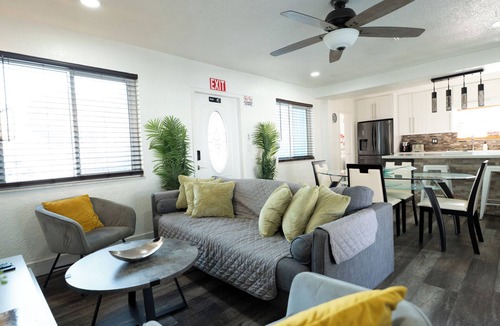 Driftwood House | 4BR Saltwater Pool · Ping-Pong & Outdoor TV Lounge