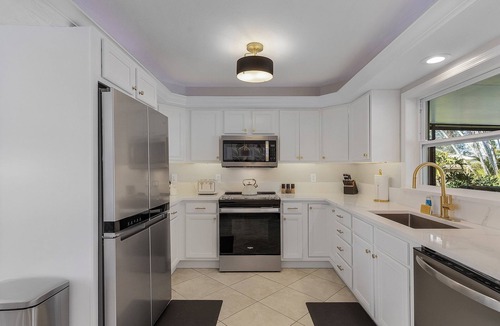 Central Naples House | 5 BDRM/3 Bath/Naples Luxury/Htd Pool/Nr Beach/Pets