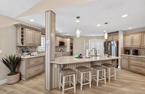 South Island House | 5 Bedroom - Luxury Home - Close to Beach - Lemon Drop Home