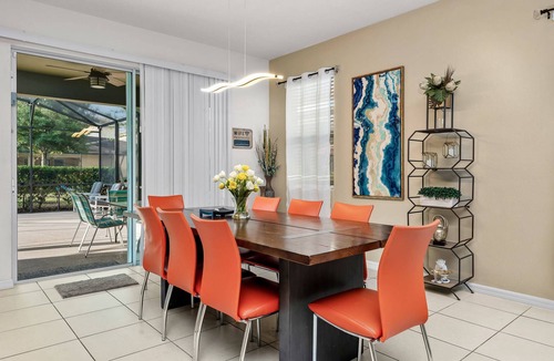 Loughman House | 5 Beds + Heated Pool at Solterra Resort