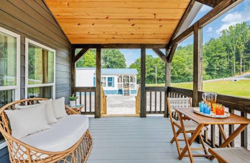Guntersville Apartment | 5 Cozy Casita Lux Tiny House, Firepit, 5 Mins To Downtown Guntersville