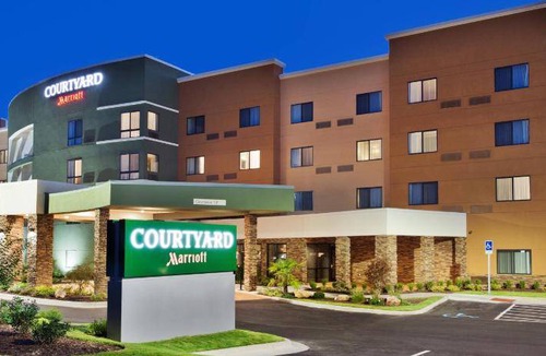 Auburn Hotel | 50 m² Hotel ∙ 5 guests