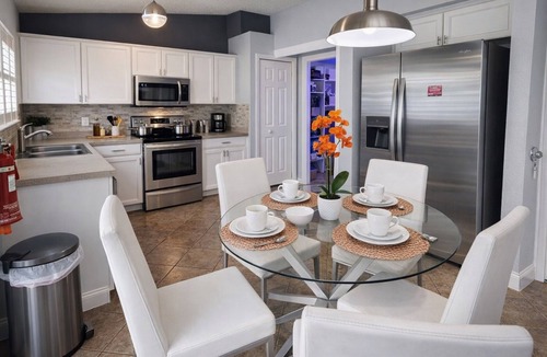 Clear Creek House | 5BR Near Disney | Star Wars Theater, Arcade Games, Poolside Cinema, 3 King Villa