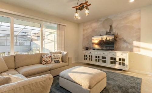 Four Corners House | 5BR Resort Townhome with Private Pool!