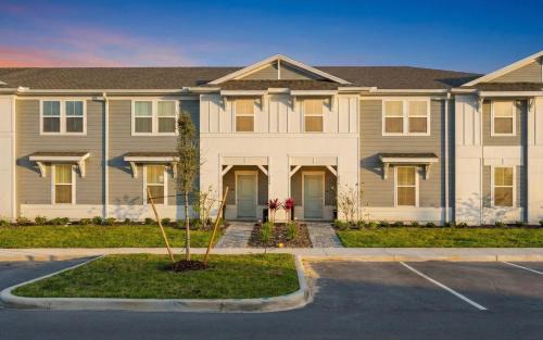 Four Corners House | 5BR Resort Townhome with Private Pool!