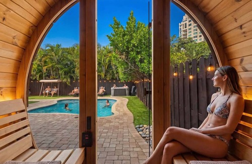 Harbor Beach House | 6 BR Villa Steps to Ocean Pool Sauna Jacuzzi