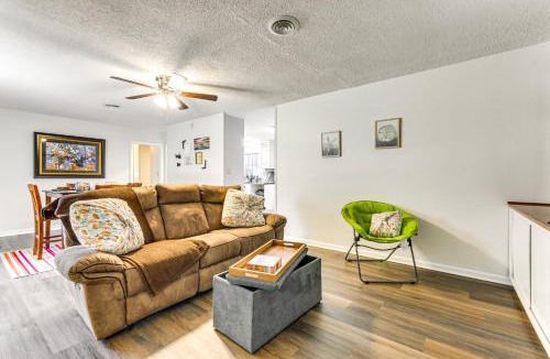 Northeast Pensacola House | 6 Mi to Dtwn Pensacola: Family-Friendly Gem!