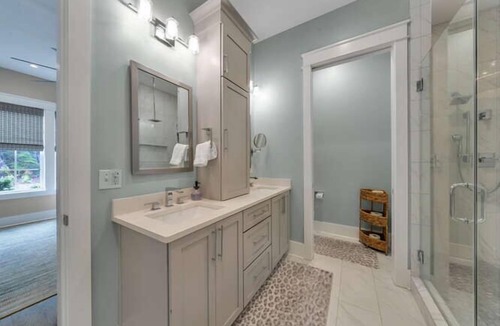 Lakeside at Blue Mountain Beach House | 6 seater Golf Cart/Heated Pool/Beach/Dining/Trails