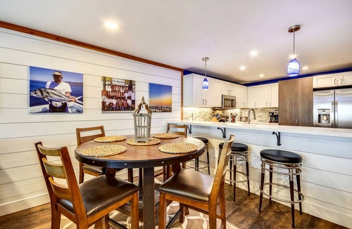 Holiday Isle Condo | 601C is a Gorgeous 2 BR with Boat Slip